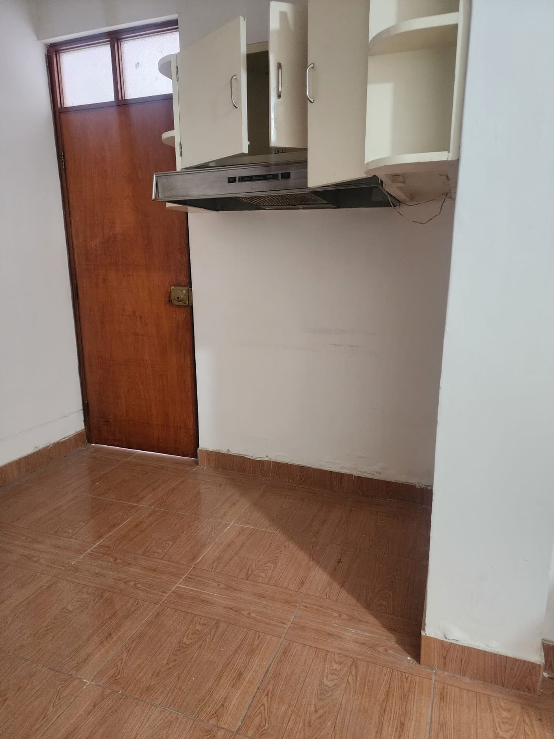 Vendo Amplia y Ubicadisima Casa - Urb. San José - Ica