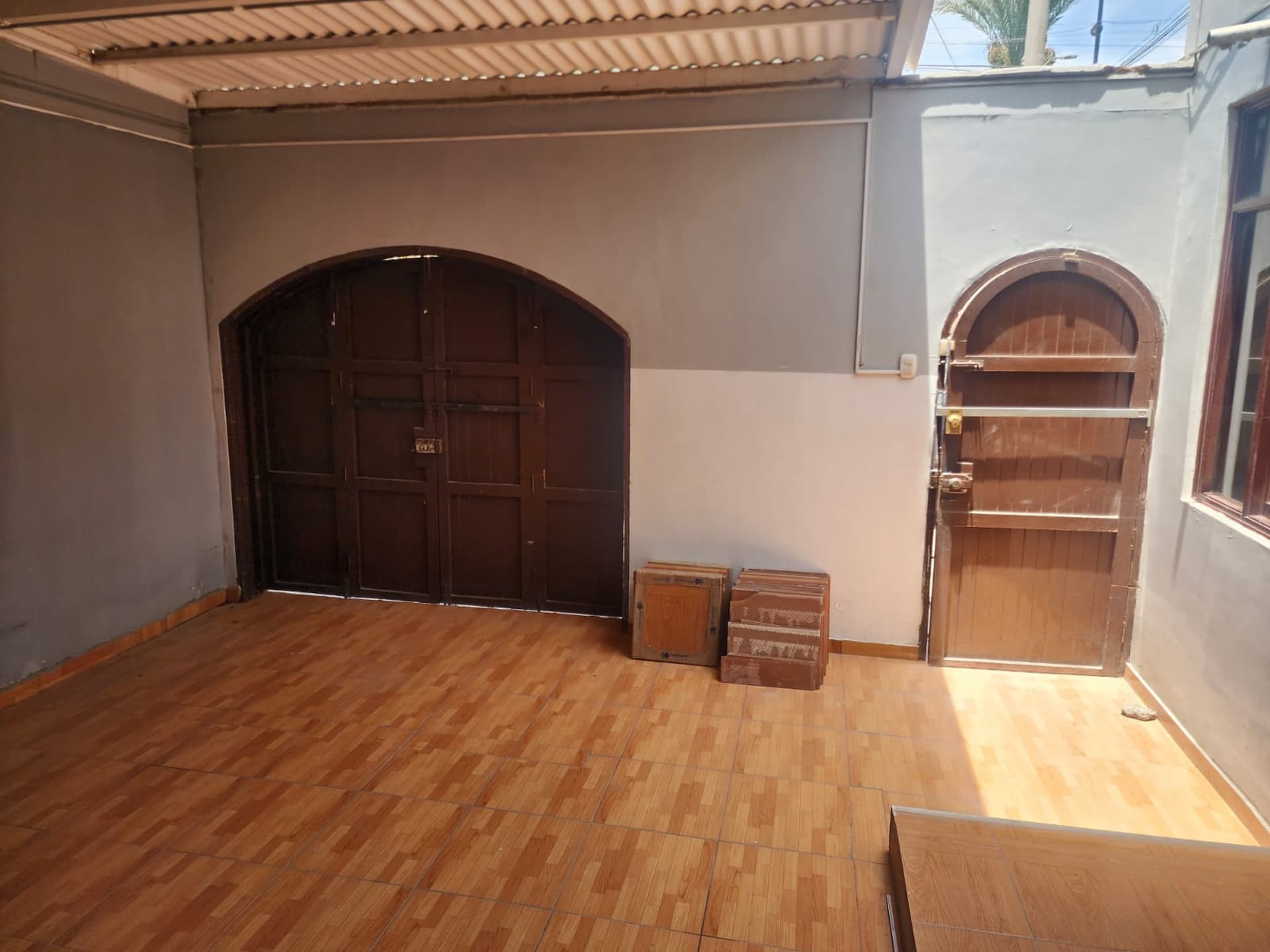 Vendo Amplia y Ubicadisima Casa - Urb. San José - Ica