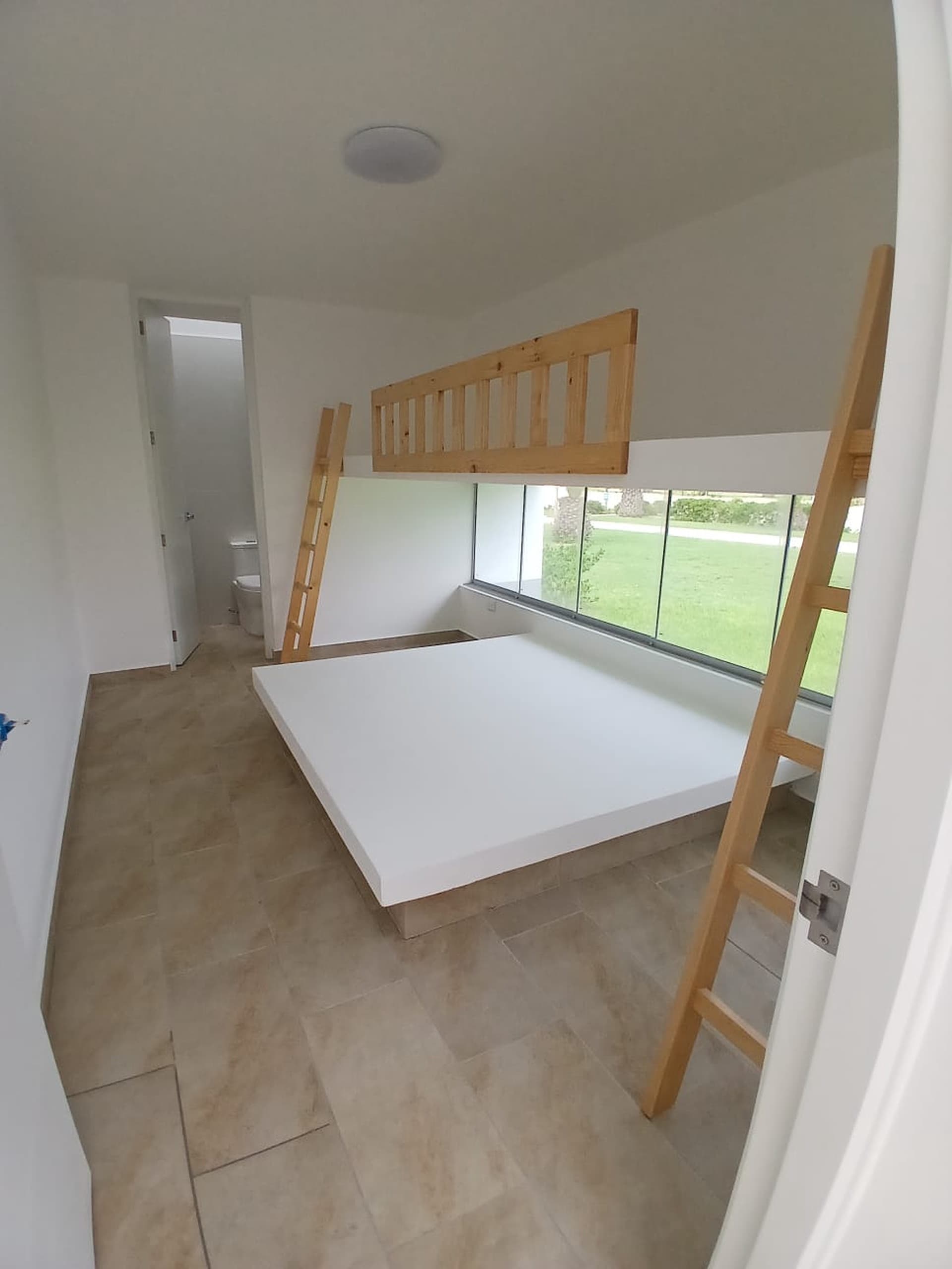 ¡Casa de Playa en Venta! Coral - Asia