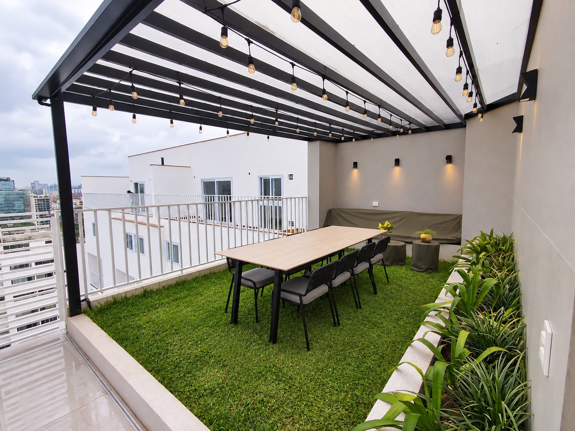 Depa en Alquiler 1 Dorm / Av Paseo de La Republica - Miraflores