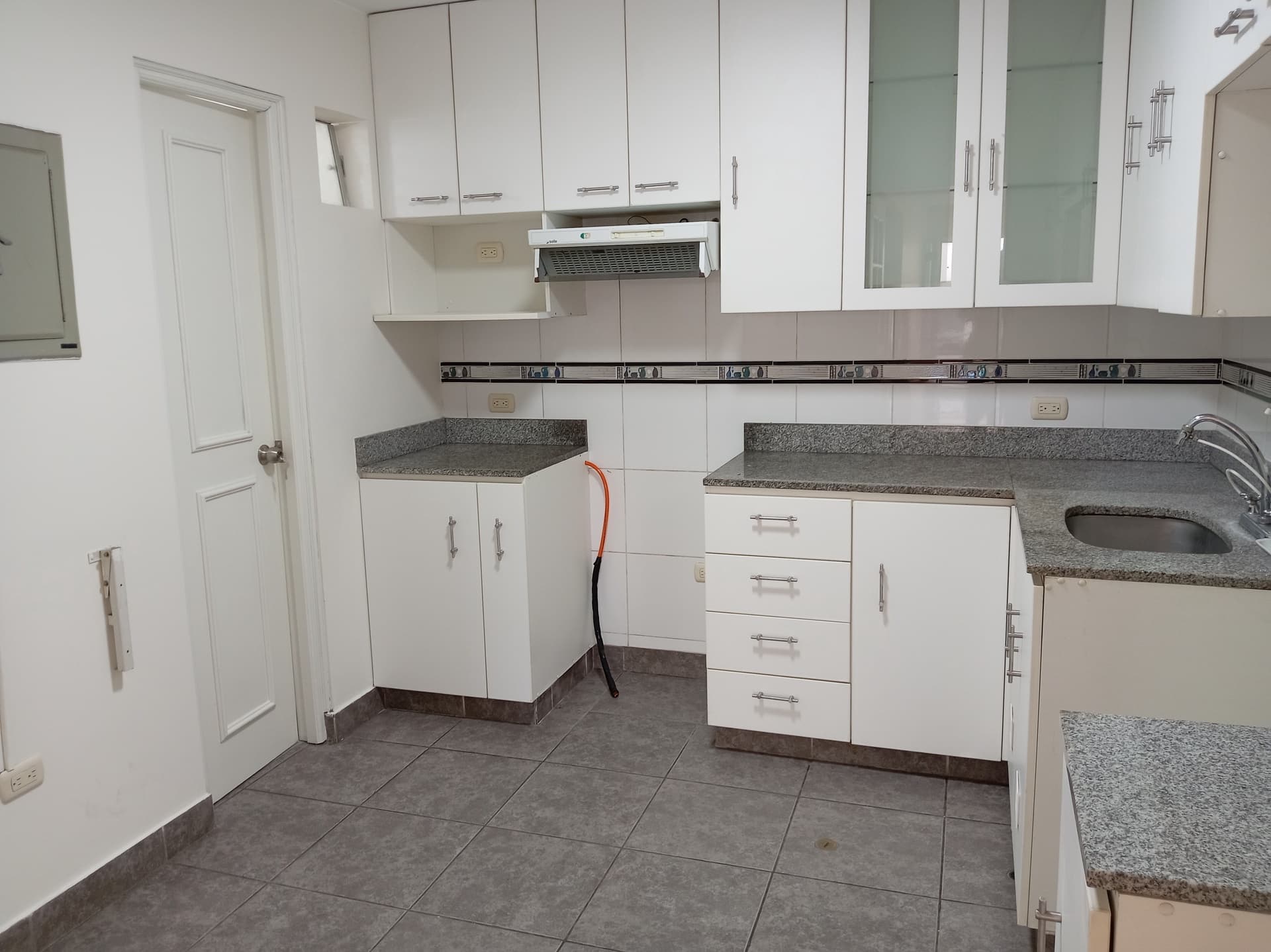 ¡Amplio Depa en Venta! 1er. Piso - Urb. Monterrico Norte San Borja