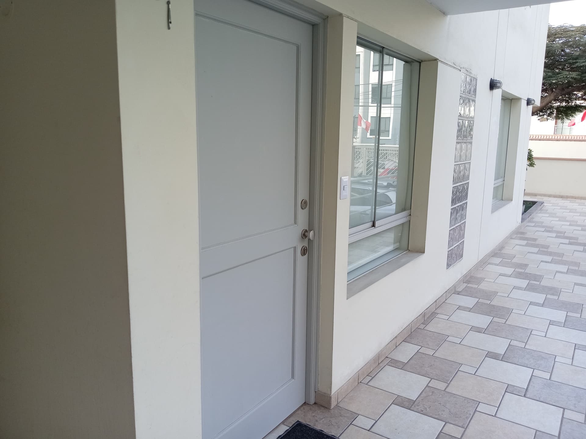 ¡Amplio Depa en Venta! 1er. Piso - Urb. Monterrico Norte San Borja