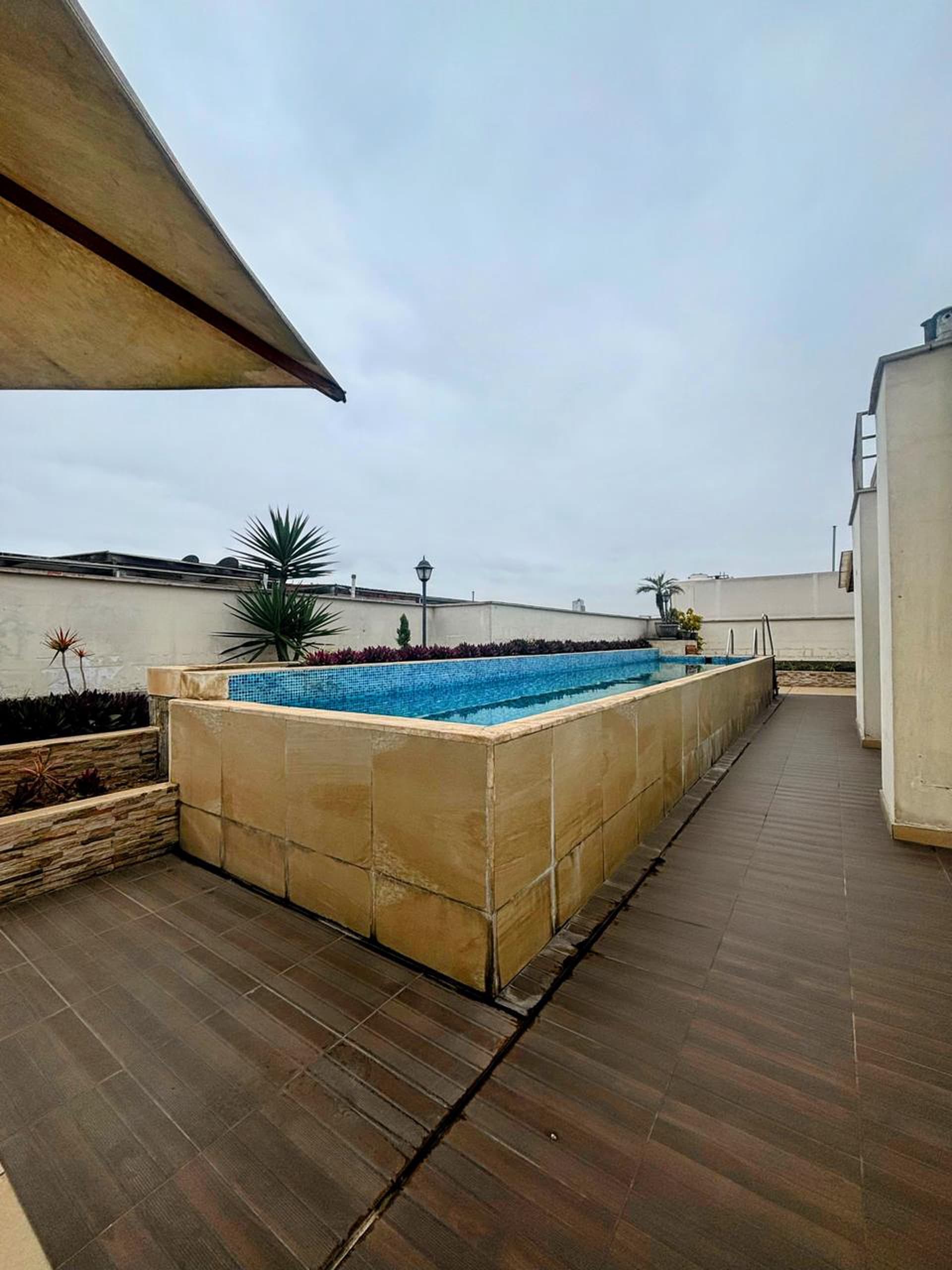 ¡Amplio Depa en Venta! 3dorm/Cochera - Urb. Los Manzanos Surco