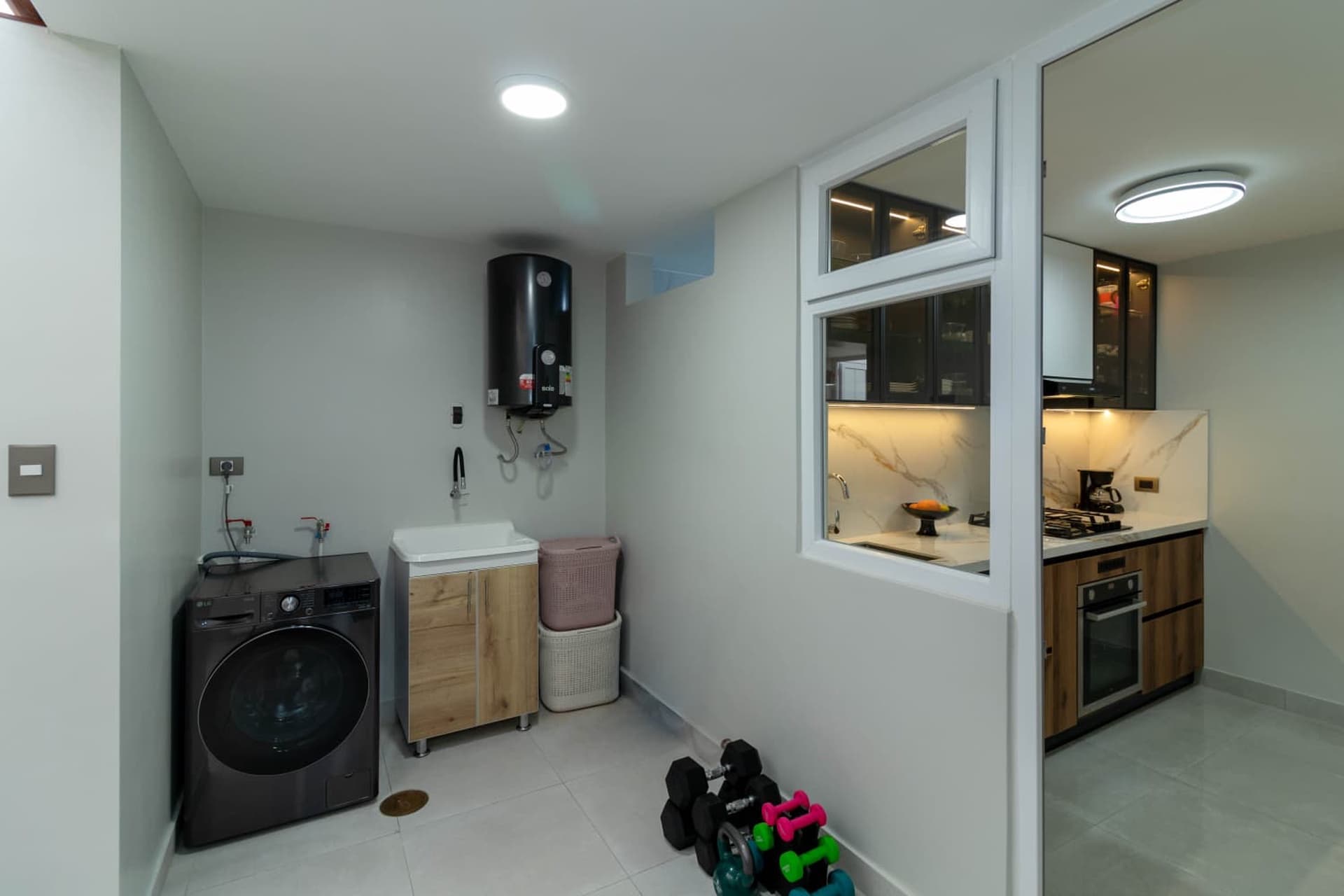 ¡Amplio Depa en Venta! 1er Piso - Miraflores