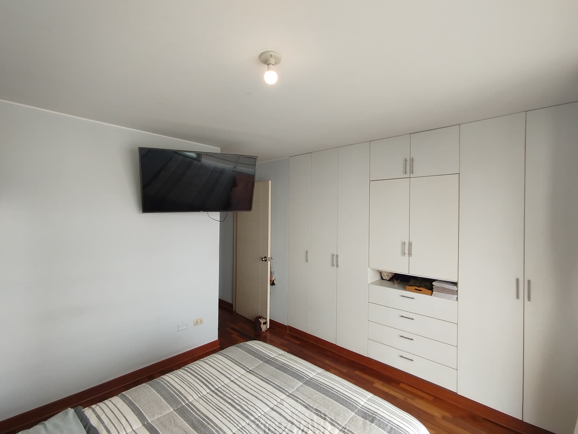 ¡Vendo Duplex! 80 m2 / 2dorm - Surquillo
