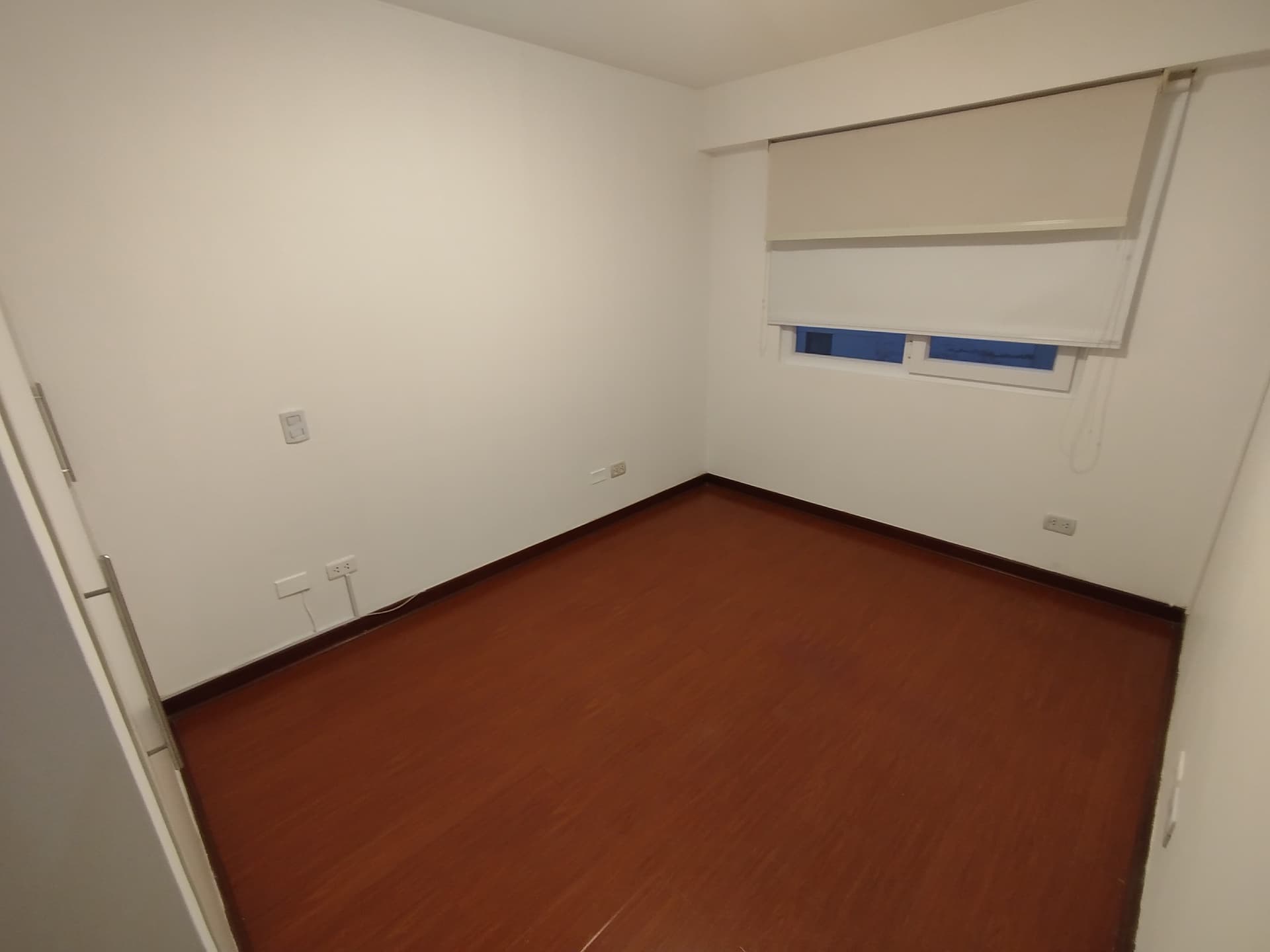 ¡Amplio Depa en Alquiler! 2dorm/1cochera Calle Independencia Miraflores
